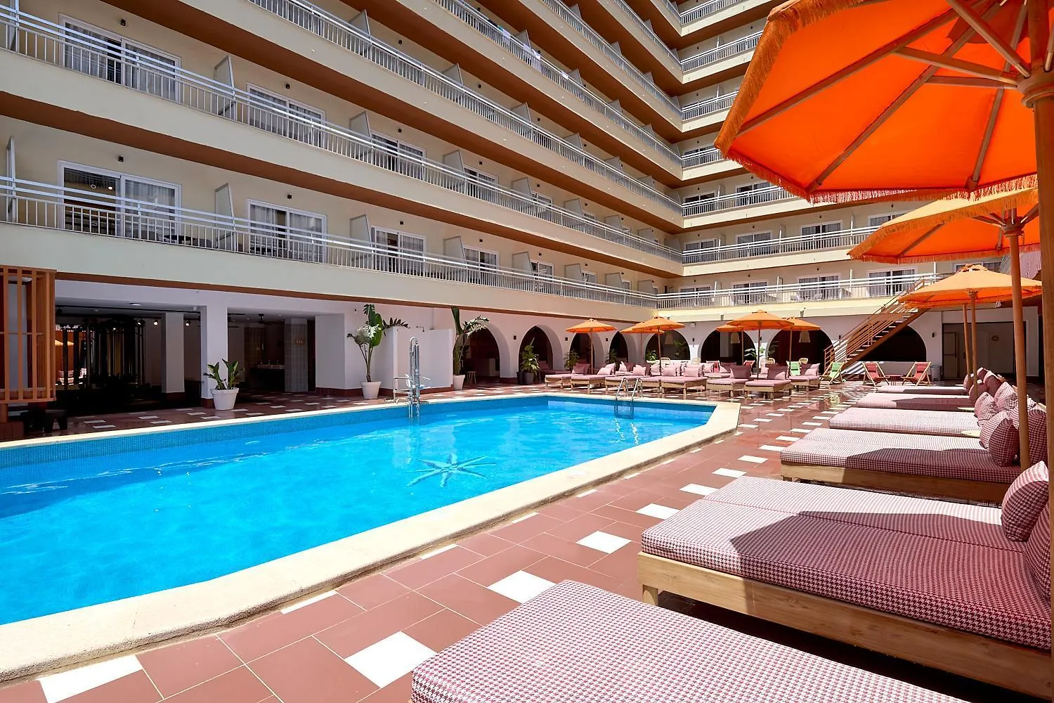 Отель Tent Bahia De Palma Эл Аренал